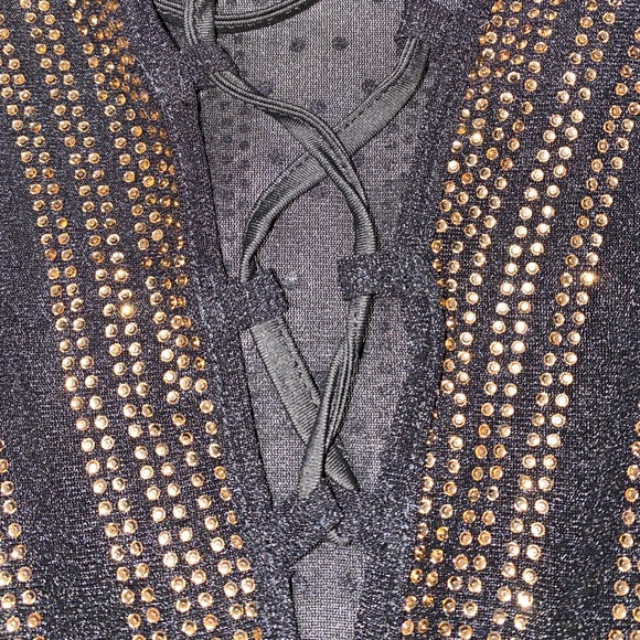 Black gold dress - Picture 6 of 11